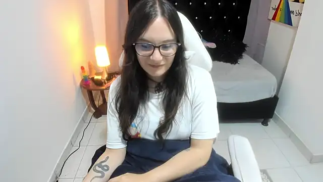 Wanda_sg live XXX chat