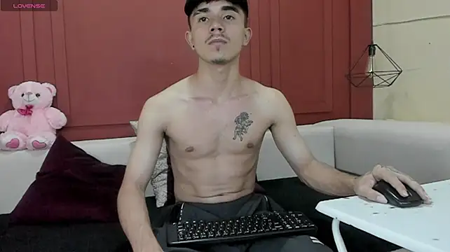 Chatroom XXX en direct de MaximumSteel_