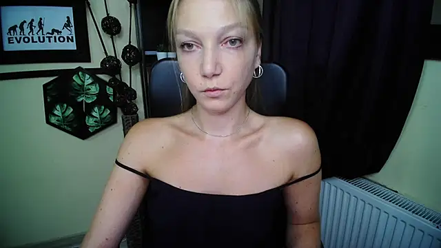EmillyPlay Chat XXX live