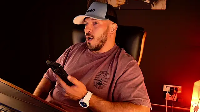 XXX chat uživo modela AngeloEric