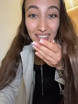 Chat +18 de ICrazyOneIRL ao vivo