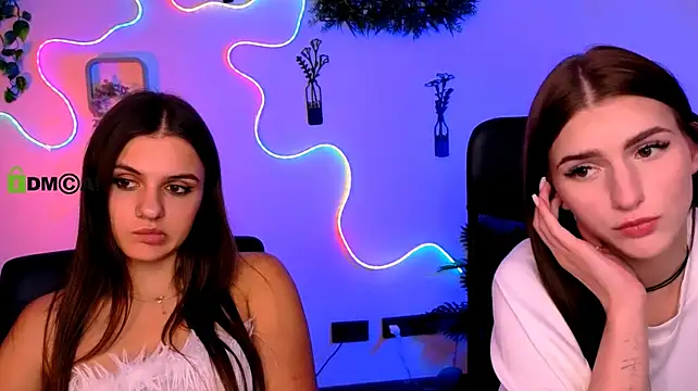 lisa_dark_'s Live XXX Chat