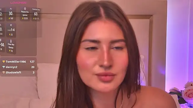 LisaDeviss 现场XXX聊天