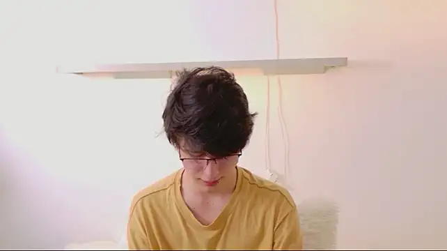 Show modela JeyboiXO na web-kameri