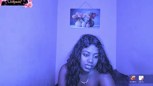 FOXY_LUNA's Live XXX Chat