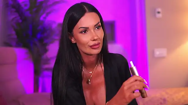 BiancaCain élő XXX-chatje