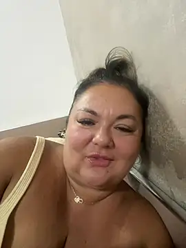 دردشة MikyVesela الجنسية المباشرة