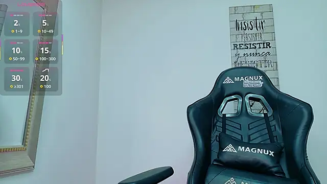 XXX chat uživo modela lararoberts_