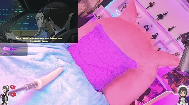 XXX chat uživo modela mai--