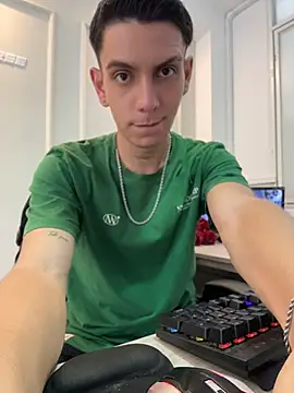 Liam_Fiire Live XXX-chat