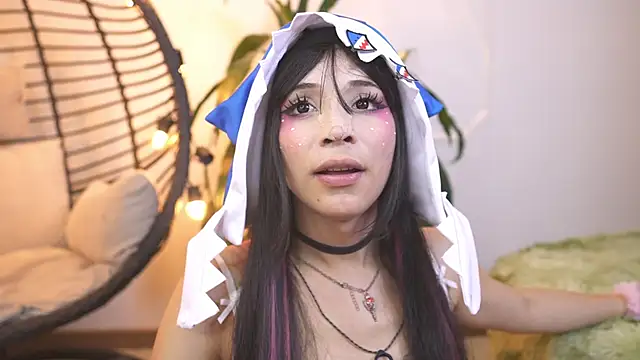 AliiceWonderland_ Live XXX Chat