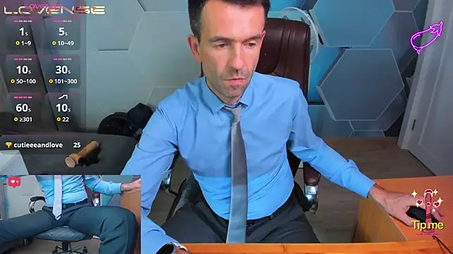 SteveTiger Live XXX Chat