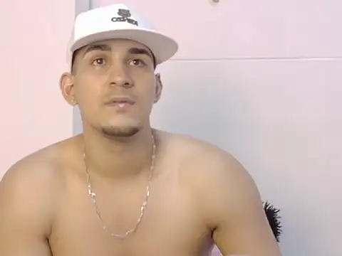 Massimo_11 现场XXX聊天