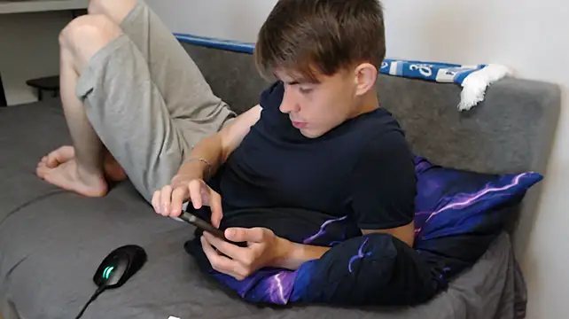 Student_Oliver Live XXX-chat