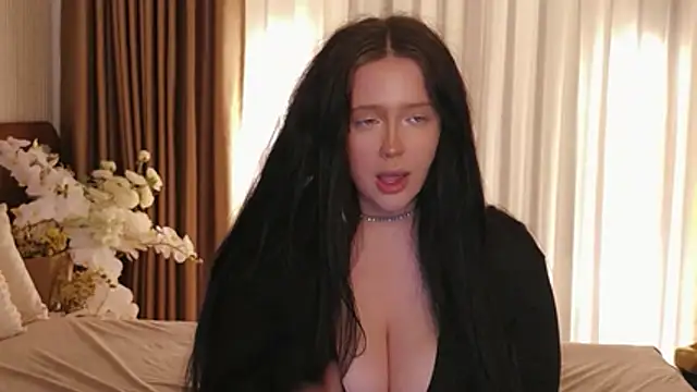 UR_MADDY_ONLINE Live XXX-Chat
