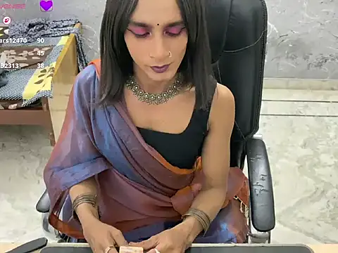 LuvLayla Live XXX-chat