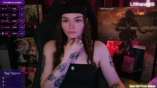 Lilithara666's Webcam Show
