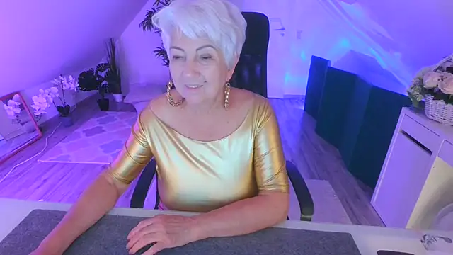 LovelyHelena Live XXX-chat