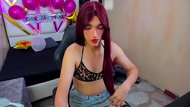 Chat +18 de EmmaHiltton ao vivo