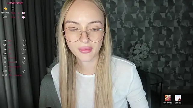 Онлайн чат XXX A_delina