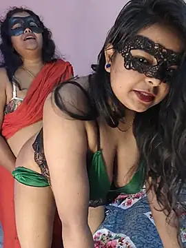 Naughty_Kayra Live XXX-Chat
