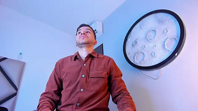 Mike_0012 Live XXX-Chat