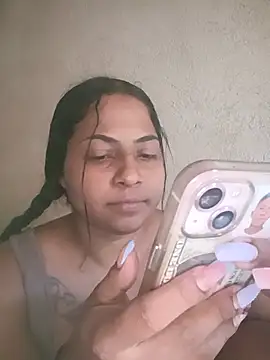 צ'אט XXX בשידור חי של Giselabrunette25