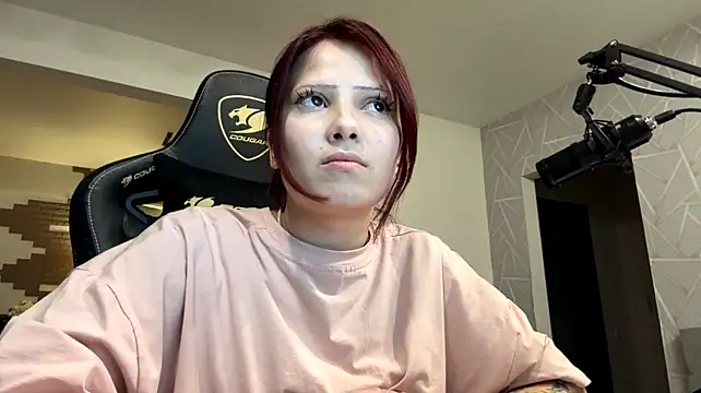 Chat +18 de Nikaliva ao vivo