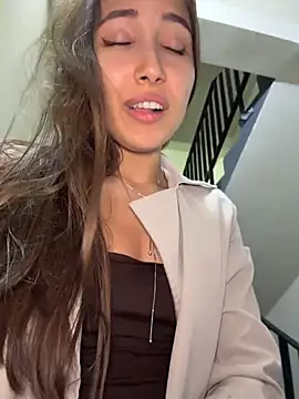 ICrazyOneIRL's Live XXX Chat