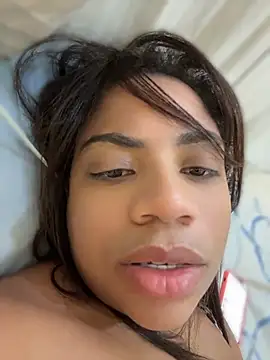 Chat +18 de Morenacarioca3 ao vivo