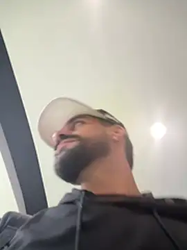 XXX chat uživo modela Leon__Hart_
