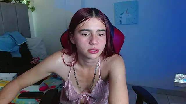 Maximesex Adlı Modelin Canlı XXX Sohbeti
