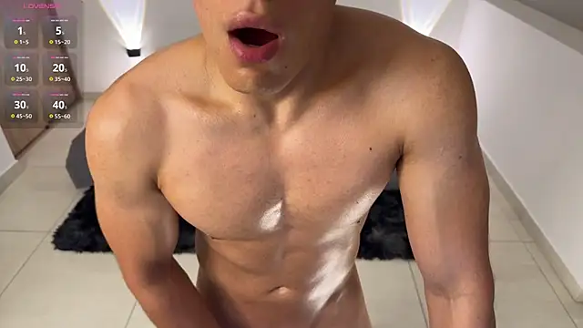 Maxx_Lancaster Live XXX Chat