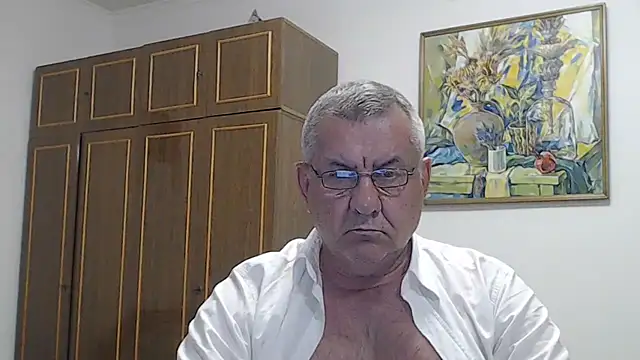 machomale3: онлайн-секс-чат
