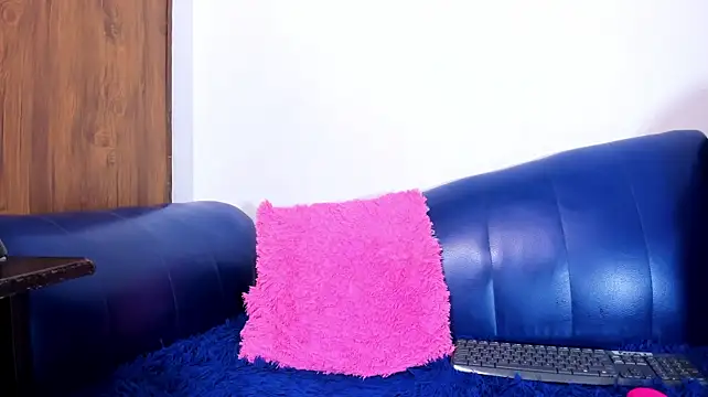 littlecum18 – Naživo XXX chat