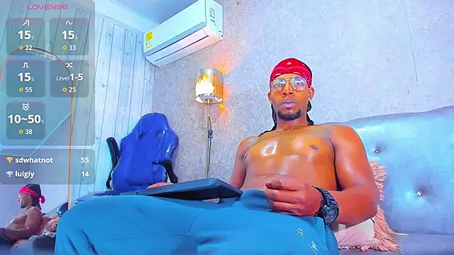 RicoBrown777_ Chat XXX live