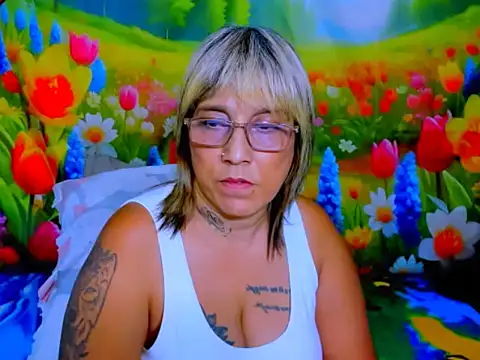 Chat XXX en directo de indianroxy