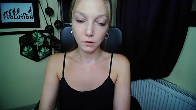 Chat XXX en directo de EmillyPlay