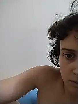Amy01112 live XXX chat