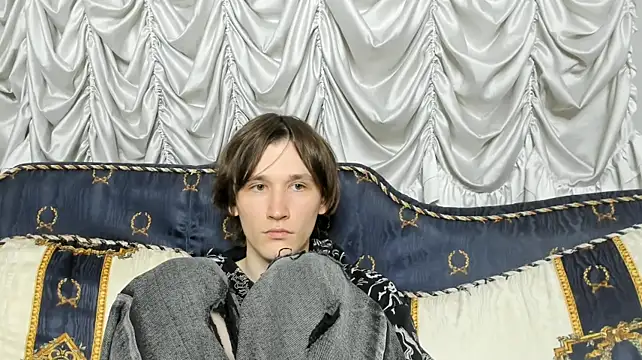 Ash_FoxgloveのライブXXXチャット