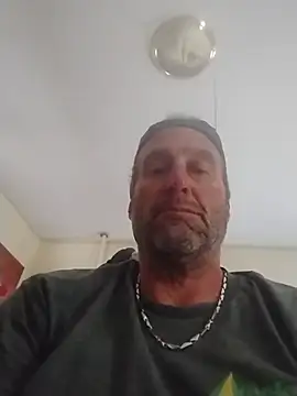handsomedad69's Webcam Show