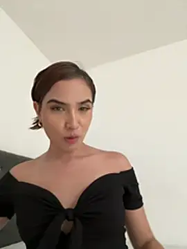 Chat XXX en directo de LadyScarlett_
