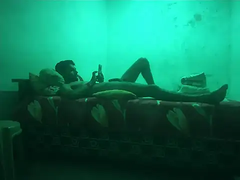 צ'אט XXX בשידור חי של BlackkCrab