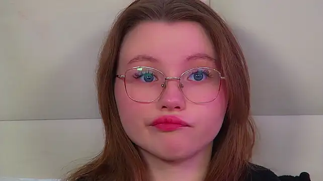 Chat XXX en directo de KeiraAsti