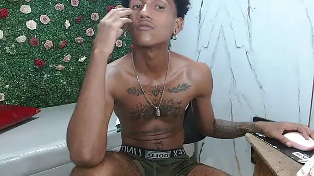 ManSant live XXX chat