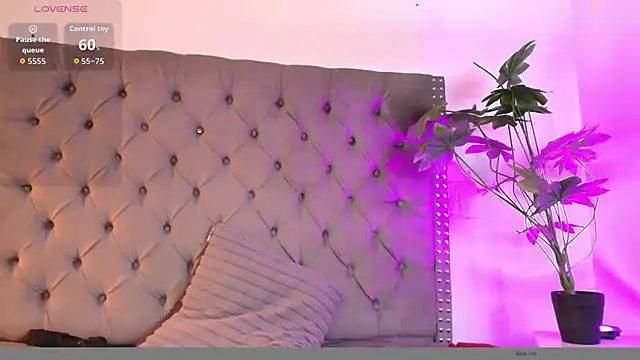 دردشة MashaPiink الجنسية المباشرة