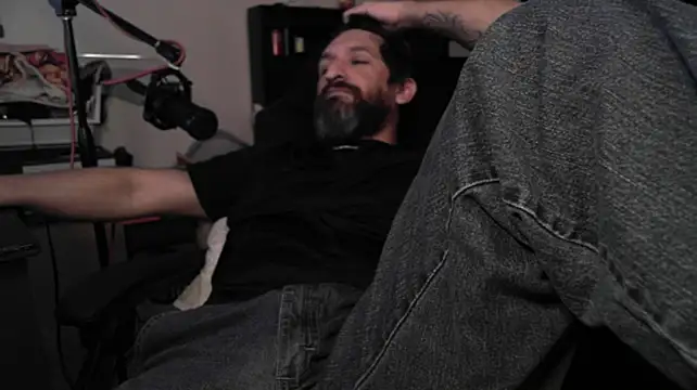 Chat XXX en directo de DevilPup75_