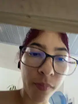 Chat +18 de SarahLee__ ao vivo