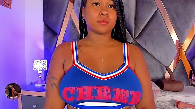 Milan_ebony: απευθείας συνομιλία ΧΧΧ