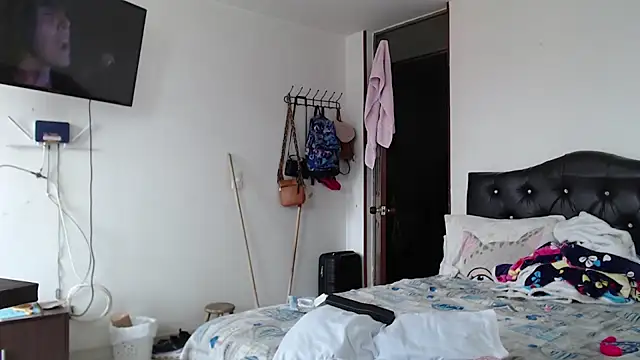Chatroom XXX en direct de Andrea_hottest_angel